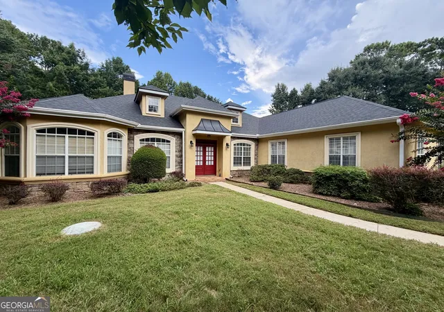 1st image of 206 Enclave Ln, Newnan, GA 30263 | MLS# 10818178