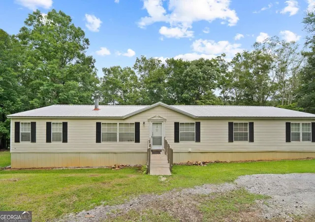 Photo 3 of Single family home for sale at 736 Susan Davis Rd, Sparta, GA 31087 | MLS# 10828015 | Listing updated on 2026-08-19