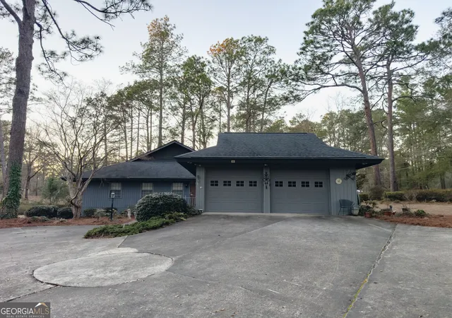 Homes for sale in Millen, GA | 935 Odom St, Millen, GA 30442 | MLS# 10695427