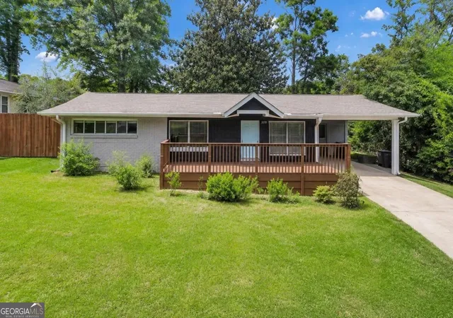 Photo 1 of Single family home for sale at 3070 Lindon Ln, Decatur, GA 30033 | MLS# 10829521 | Listing updated on 2026-09-03