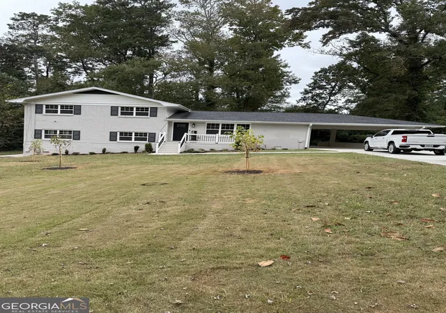 1st image of 755 Valley Creek Dr, Stone Mountain, GA 30083 | MLS# 10720520