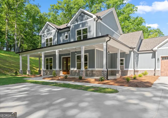 Homes for sale in Demorest, GA | 329 Twisting Ridge Trail, Demorest, GA 30535 | MLS# 10768286