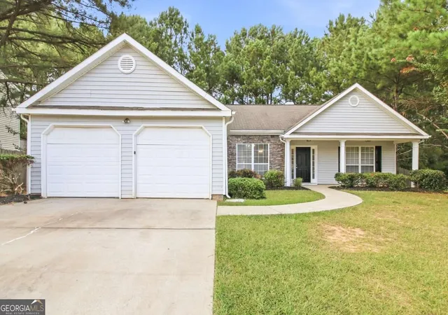 Photo 1 of Single family home for sale at 1426 Hyde Ct, Hampton, GA 30228 | MLS# 10853787 | Listing updated on 2026-10-28