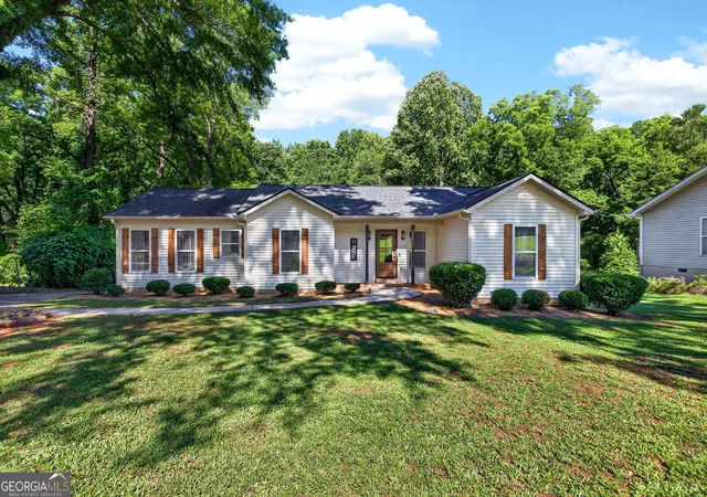 Homes for sale in Greensboro, GA | 607 S Spring St, Greensboro, GA 30642 | MLS# 10781431