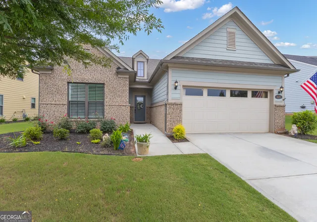 Photo 1 of Single family home for sale at 420 Southbridge Pass, Peachtree City, GA 30269 | MLS# 10794297 | Listing updated on 2026-08-15