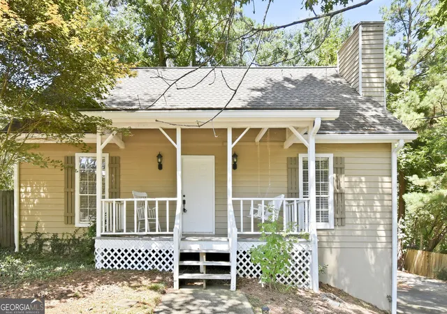 Photo 2 of Single family home for sale at 3409 Mill Stream Ln Sw, Marietta, GA 30060 | MLS# 10835561 | Listing updated on 2026-09-18