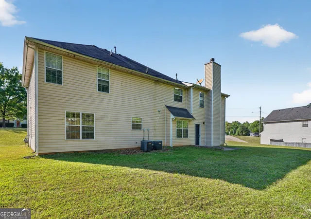 4th image of 4013 English Valley Dr, Ellenwood, GA 30294 | MLS# 10735891