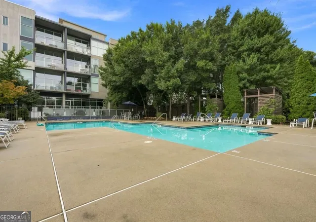Listing Photo 2 - Condo for sale in building located at 195 Arizona Ave Ne, Atlanta, GA 30307 - Unit #138