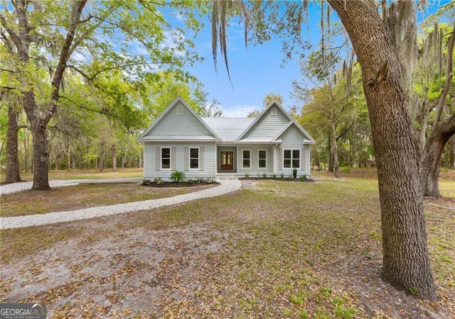 Photo 2 of Single family home for sale at 1225 Julienton Dr Ne, Townsend, GA 31331 | MLS# 10759560 | Listing updated on 2026-09-14