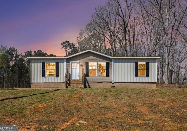 Homes for sale in Franklin, GA | 14315 Ga Hwy 100, Franklin, GA 30217 | MLS# 10757332