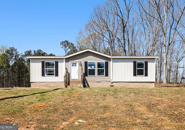 Homes for sale in Franklin, GA | 14315 Ga Hwy 100, Franklin, GA 30217 | MLS# 10757332