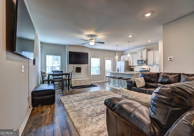 2nd image of 1123 Elyse Ln, Mableton, GA 30126 | MLS# 10794294