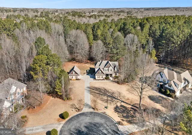 Photo 2 of Sale Pending at 180 Chantilly Ln, Fayetteville, GA 30215 | MLS# 10684847 | Listing updated on 2026-04-11