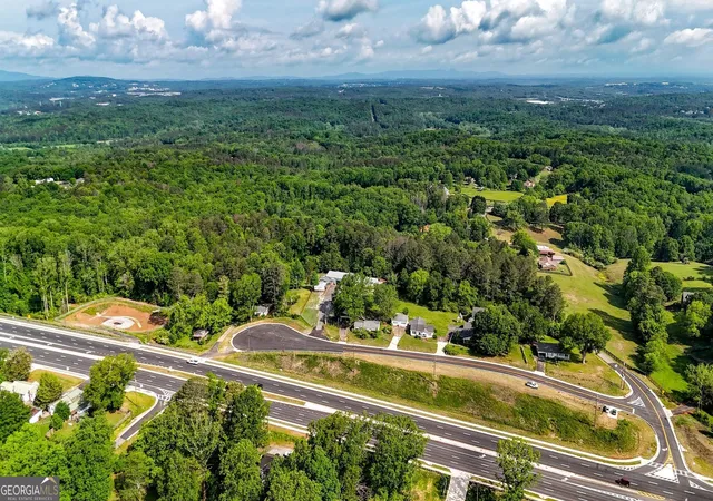 3rd image of 229 Old Cumming Dr, Canton, GA 30115 | MLS# 10339631