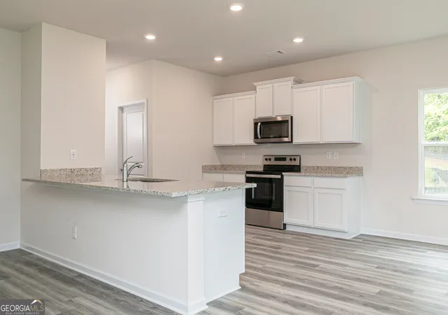 Photo 4 of Single family home for sale at 514 Plant Rd, Conyers, GA 30013 | MLS# 10761591 | Listing updated on 2026-09-20