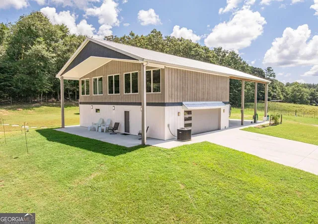 1st image of 2003 Hwy 323, Gillsville, GA 30543 | MLS# 10808125