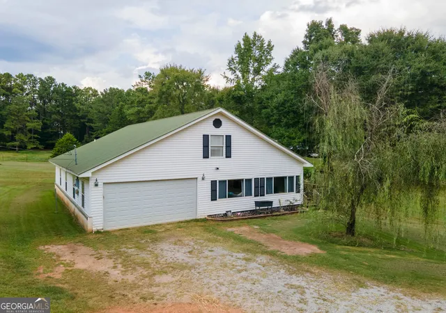 Photo 1 of Single family home for sale at 2151 Blue Creek Rd, Hogansville, GA 30230 | MLS# 10835598 | Listing updated on 2026-09-11