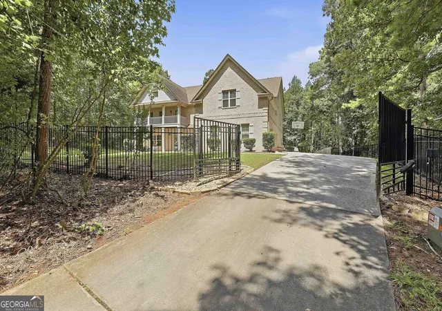 4th image of 114 Ranan Ln, Newnan, GA 30263 | MLS# 10815351