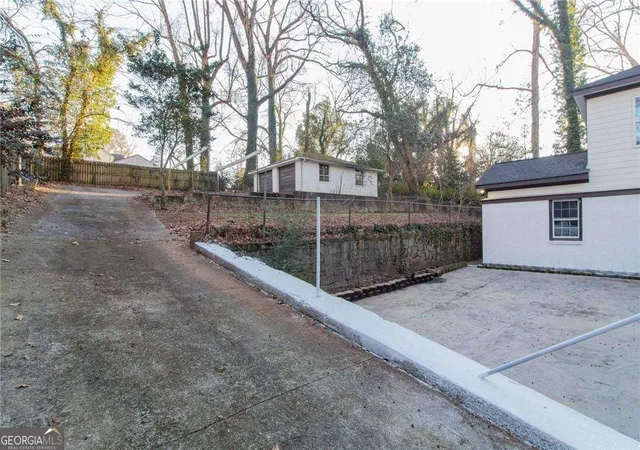 2nd image of 2531 Midway Rd, Decatur, GA 30030 | MLS# 10818881