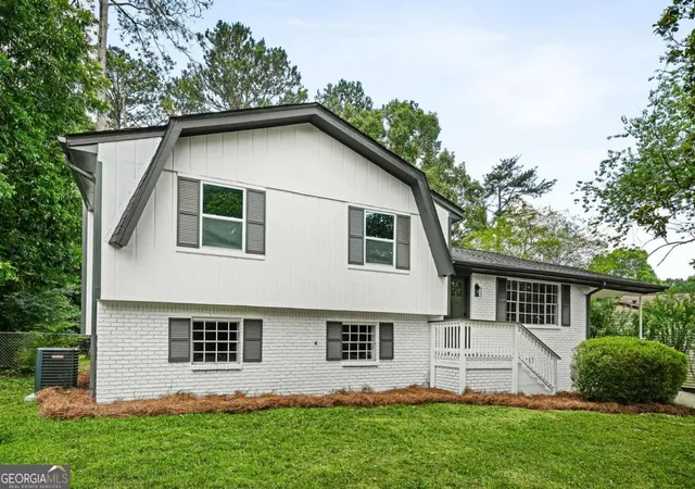 2nd image of 8276 San Jose Trl, Jonesboro, GA 30236 | MLS# 10784686