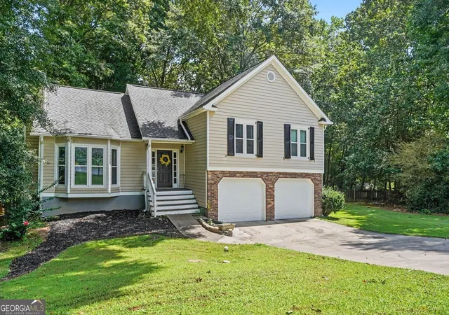 Photo 1 of Single family home for sale at 996 Miles Ct, Powder Springs, GA 30127 | MLS# 10833496 | Listing updated on 2026-09-22
