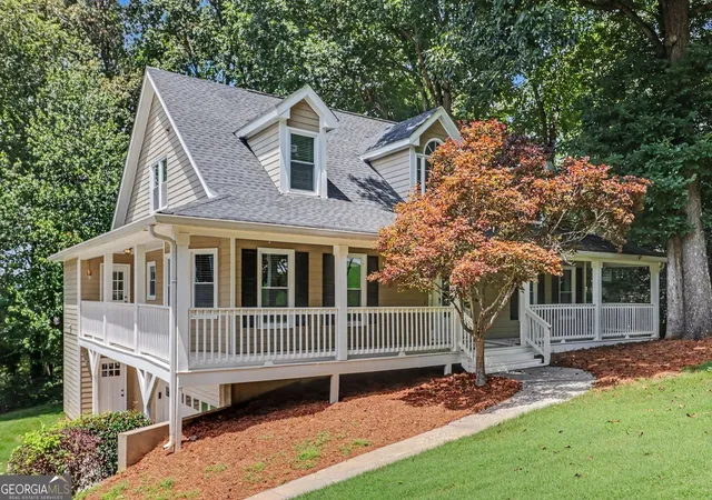 2nd image of 715 Maggie Mae Ln, Lawrenceville, GA 30045 | MLS# 10806651