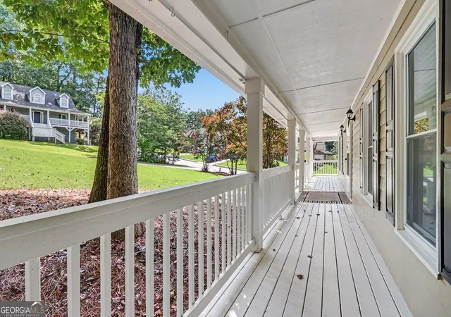 3rd image of 715 Maggie Mae Ln, Lawrenceville, GA 30045 | MLS# 10806651
