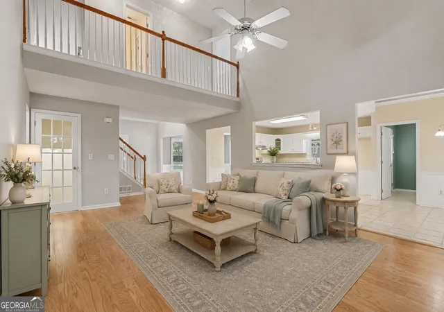 4th image of 715 Maggie Mae Ln, Lawrenceville, GA 30045 | MLS# 10806651