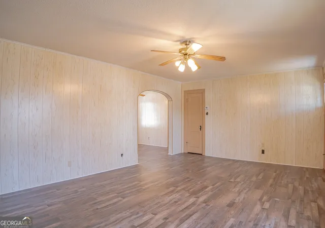 Photo 3 of Single family home for sale at 1615 Brunel St, Waycross, GA 31501 | MLS# 10821874 | Listing updated on 2026-08-21