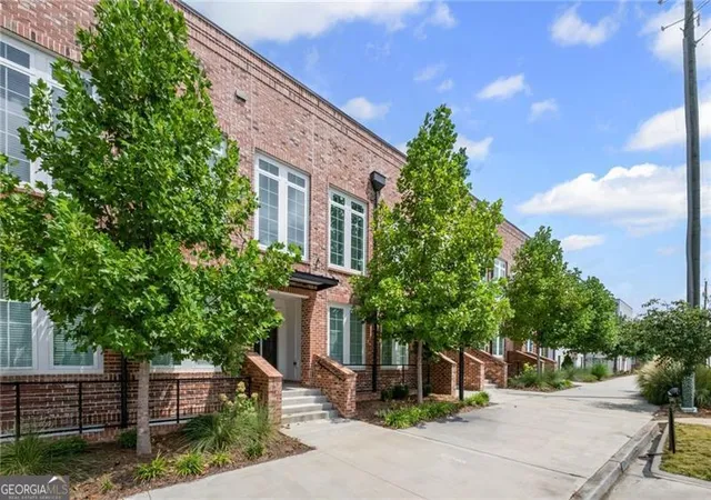 2nd image of 127 Devore Rd #204, Alpharetta, GA 30009 | MLS# 10754473