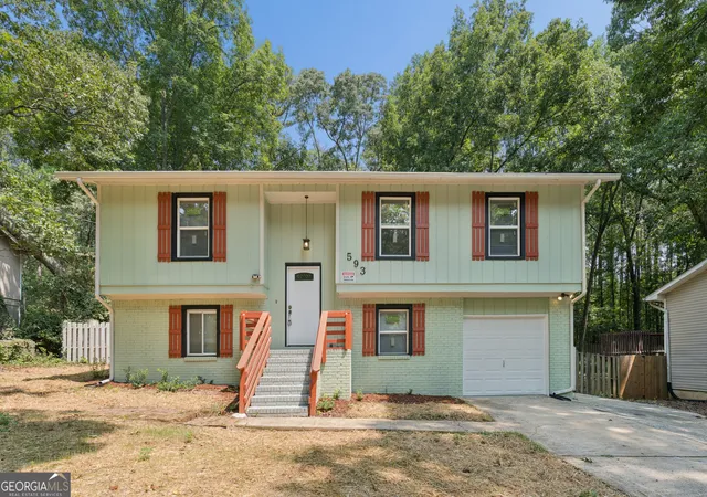 Photo 1 of Single family home for sale at 593 Country Ln Dr, Jonesboro, GA 30238 | MLS# 10816442 | Listing updated on 2026-09-19