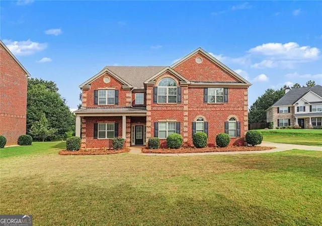 2nd image of 801 Carnegie Ct, Locust Grove, GA 30248 | MLS# 10826518