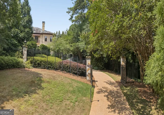 Photo 152 of Mansion for sale at 72 Blackland Rd Nw, Atlanta, GA 30342 | MLS# 10799348 | Listing updated on 2026-08-03