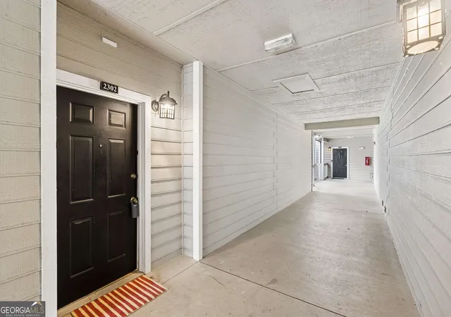 Photo 3 of Condo for sale at 1250 Parkwood Cir SE #2302, Atlanta, GA 30339 | MLS# 10802835 | Listing updated on 2026-08-11