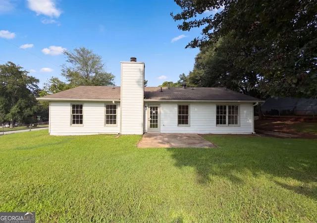 Photo 4 of Sale Pending at 6120 Dorchester Dr, Rex, GA 30273 | MLS# 10827302 | Listing updated on 2026-08-27