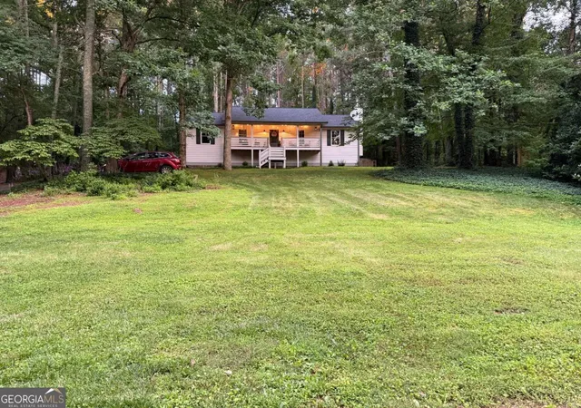 Photo 3 of Single family home for sale at 417 Sweetgum Dr, Woodstock, GA 30188 | MLS# 10790525 | Listing updated on 2026-08-16