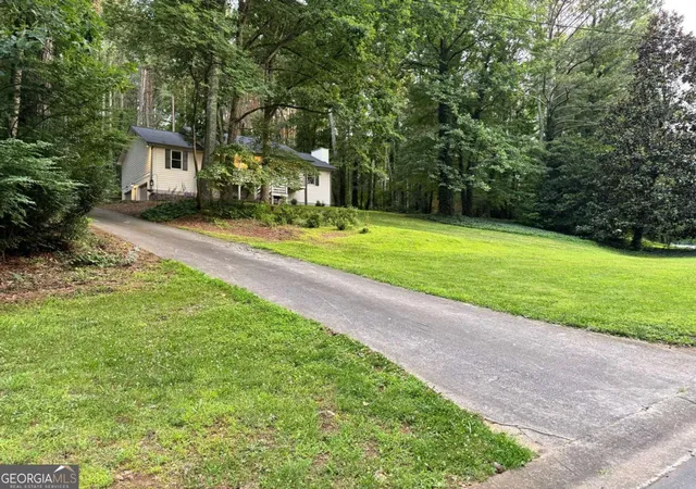 Photo 3 of Single family home for sale at 417 Sweetgum Dr, Woodstock, GA 30188 | MLS# 10790525 | Listing updated on 2026-08-16