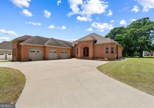 2nd image of 215 Little Hickory Dr, Lizella, GA 31052 | MLS# 10815269