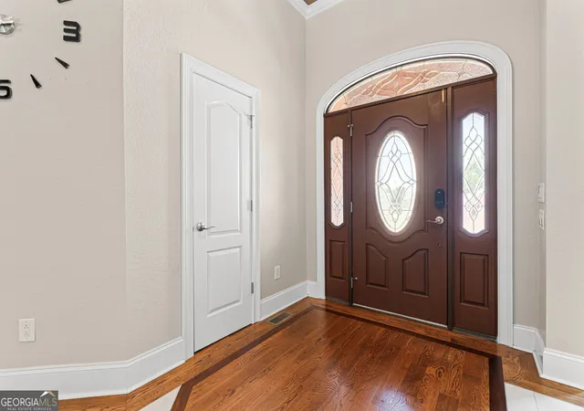 Photo 4 of Single family home for sale at 215 Little Hickory Dr, Lizella, GA 31052 | MLS# 10815269 | Listing updated on 2026-08-02