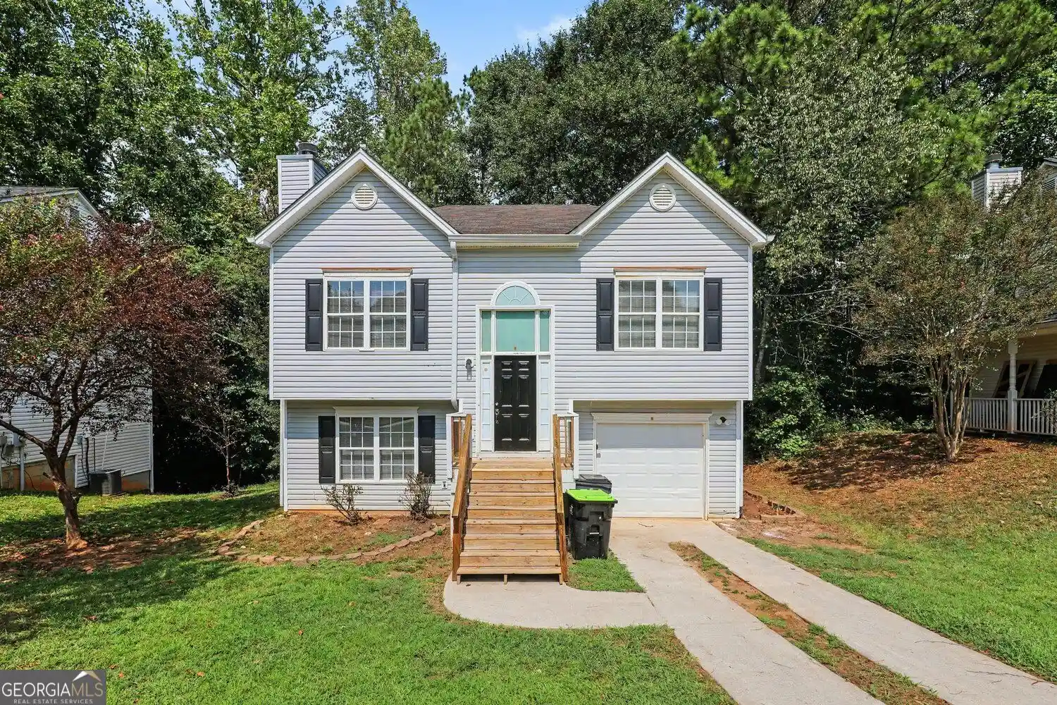 Photo 1 of Single family home for sale at 4102 Robin Cir, Atlanta, GA 30349 | MLS# 10856044 | Listing updated on 2026-10-14