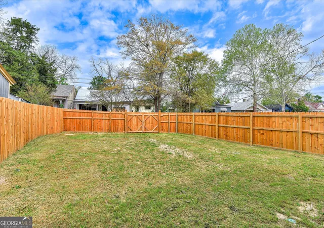 Homes for sale in Augusta, GA | 1735 Jenkins St, Augusta, GA 30904 | MLS# 10786374