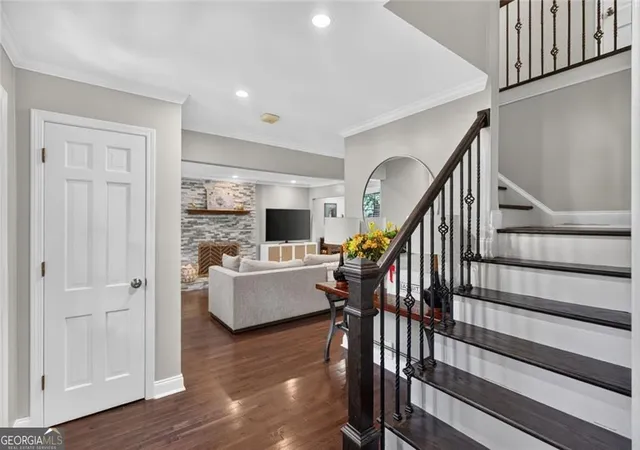Photo 2 of Single family home for sale at 4371 Vintage Ln, Dunwoody, GA 30338 | MLS# 10832832 | Listing updated on 2026-10-03