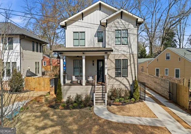 Photo 1 of Single family home for sale at 2876 Alexa Ave Se, Atlanta, GA 30317 | MLS# 10803920 | Listing updated on 2026-08-27