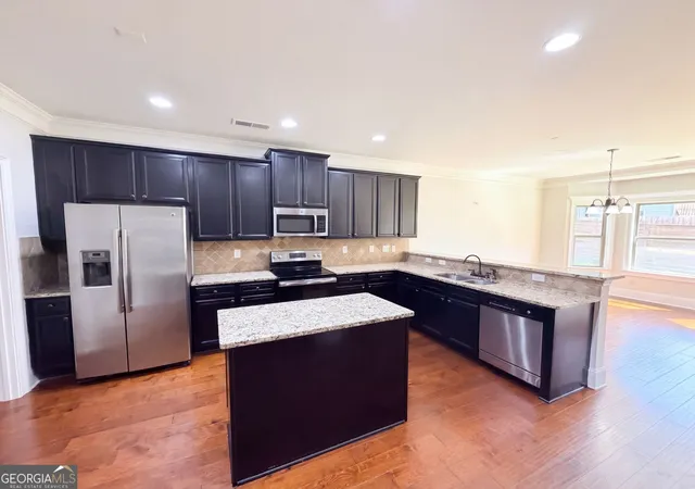 Photo 2 of Single family home for sale at 115 Birchwood Ct, Loganville, GA 30052 | MLS# 10833278 | Listing updated on 2026-10-03