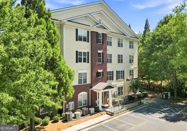 Photo 2 of Condo for sale at 1955 Nocturne Dr #3201, Alpharetta, GA 30009 | MLS# 10831685 | Listing updated on 2026-09-17