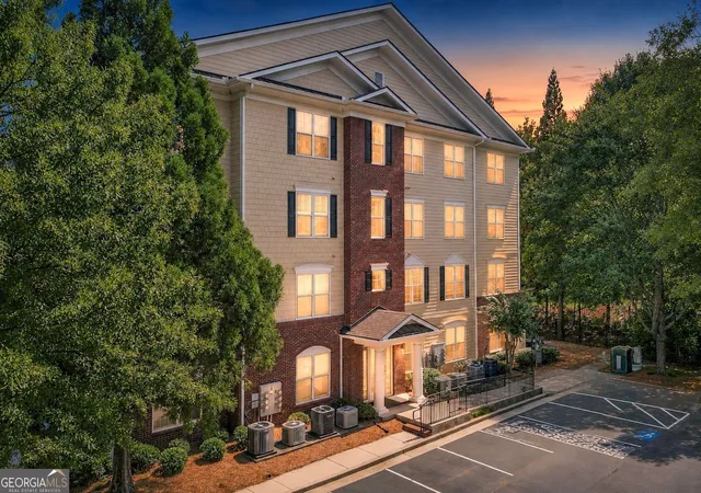 Photo 3 of Condo for sale at 1955 Nocturne Dr #3201, Alpharetta, GA 30009 | MLS# 10831685 | Listing updated on 2026-09-17