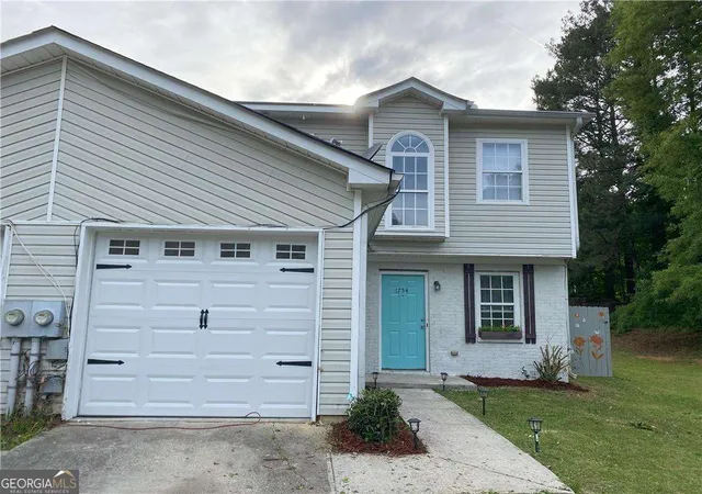 2nd image of 1754 Soapstone Ct, Decatur, GA 30034 | MLS# 10817665