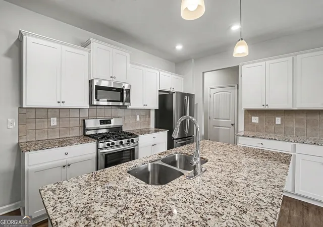 Photo 4 of Single family home for sale at 119 Woodhouse Cir, Acworth, GA 30102 | MLS# 10804784 | Listing updated on 2026-08-25