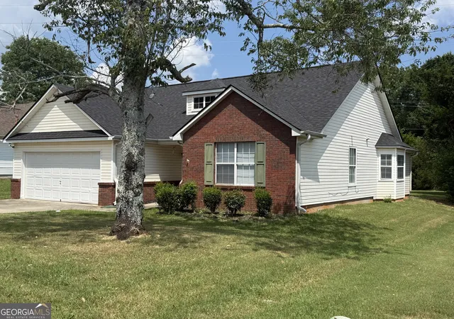 2nd image of 8160 Chapman Ter, Mcdonough, GA 30252 | MLS# 10798381