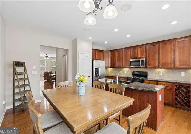 2nd image of 503 Grove Field Ct, Suwanee, GA 30024 | MLS# 10804715